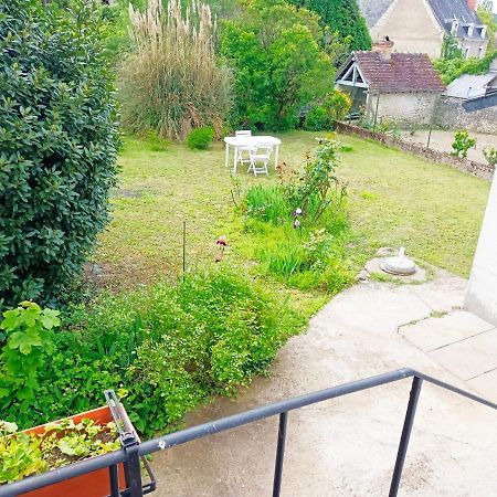 Petite Maison Etape Loire A Velo Ou Compostelle Mosnes Zewnętrze zdjęcie